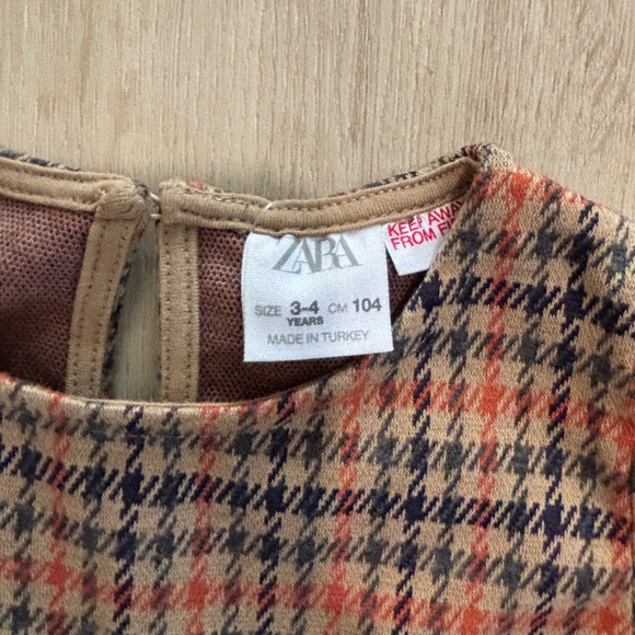 Adorable Houndstooth dress Zara 3-4 little girls - Picture 3 of 4